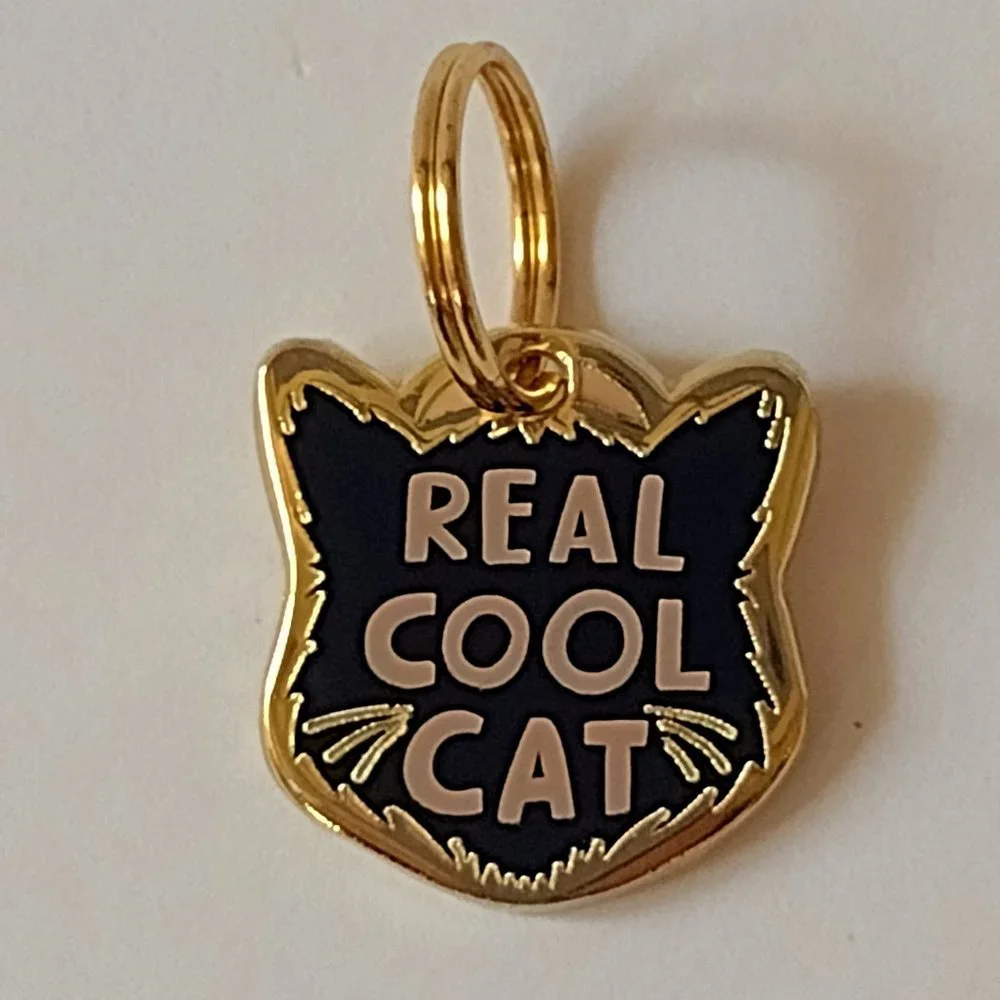 Pet Charm Real Cool Cat Diameter 0.75 inch aprox Primitives by Kathy